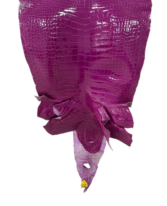 48 cm Grade 3/4 Magenta Glazed Farm Raised American Alligator Leather - Tag: FL14-0004040
