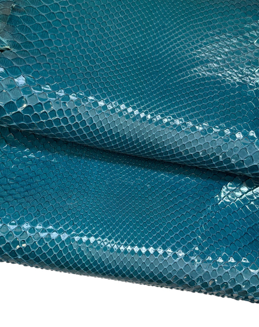 2 M Front Cut Ultramarine Glazed Python