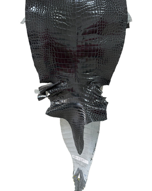 34 cm Grade 2/3 Grey Glazed Farm-Raised American Alligator Leather - Tag: GA13-0046072