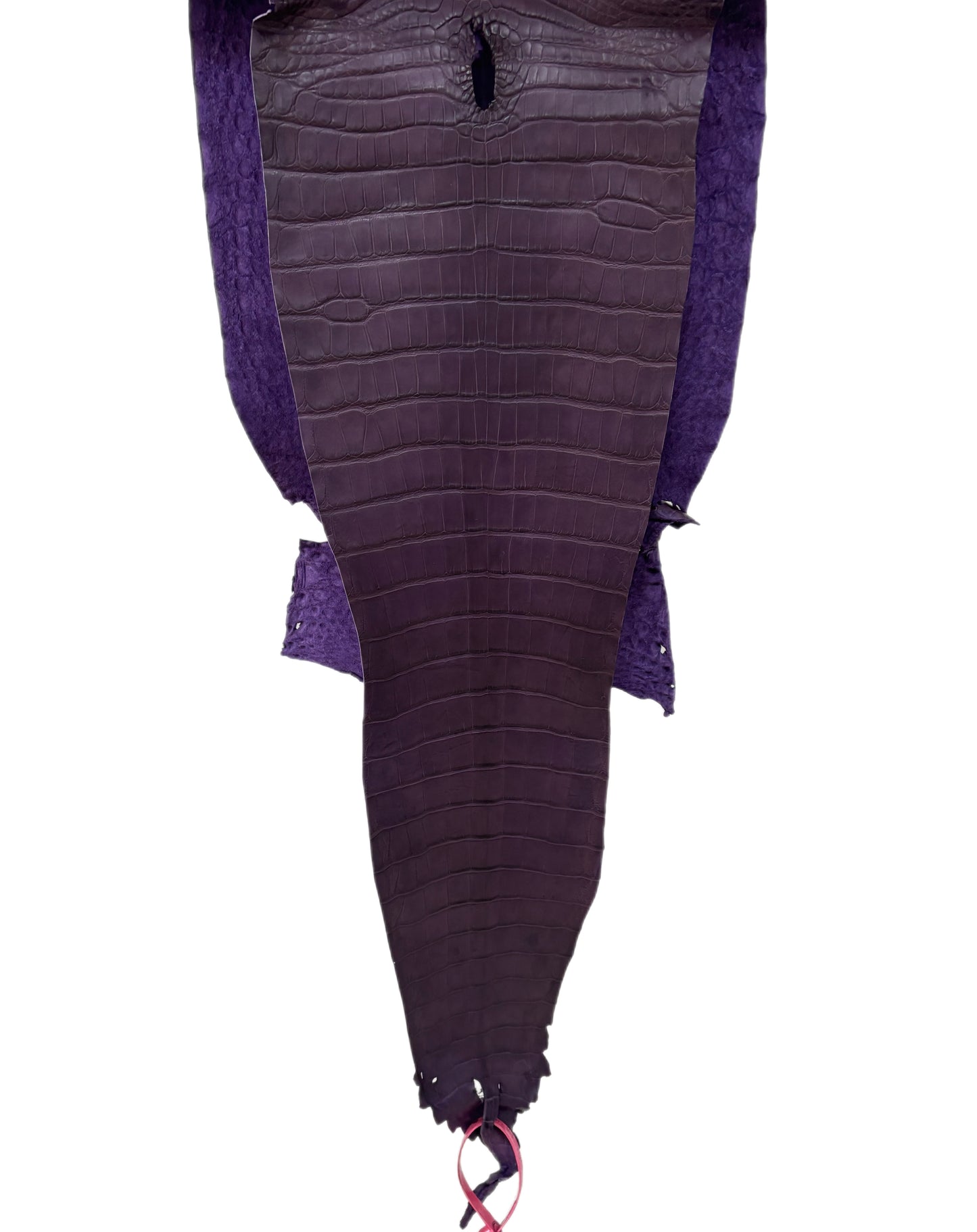28 cm Grade 3/4 Aubergine Matte Farm-Raised American Alligator Leather - Tag: FL21-0024936