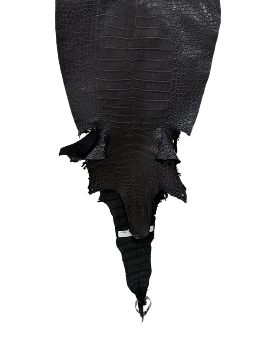 32 cm Grade 2/3 Black Matte Farm-Raised American Alligator Leather - Tag: LA23-0531366