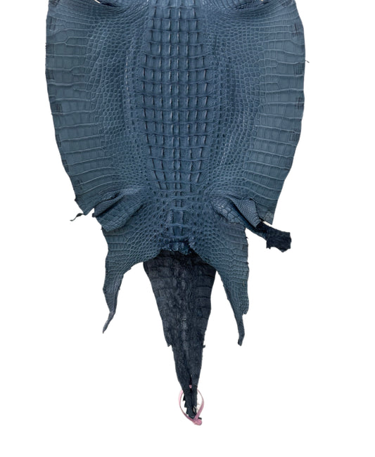 34 cm Grade 1 Indigo Matte Farm Raised American Alligator Hornback Leather - Tag: LA18-0156114
