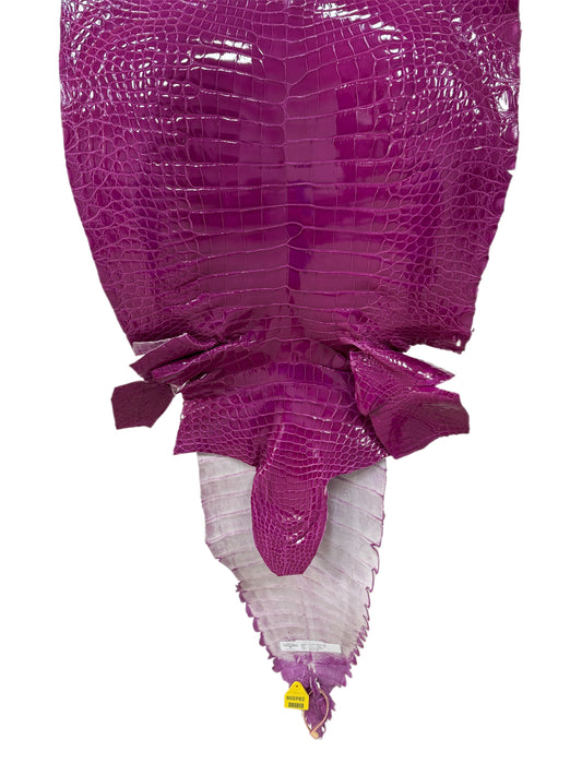 47 cm Grade 1/2 Magenta Glazed Farm-Raised American Alligator Leather - Tag: GA13-0024554