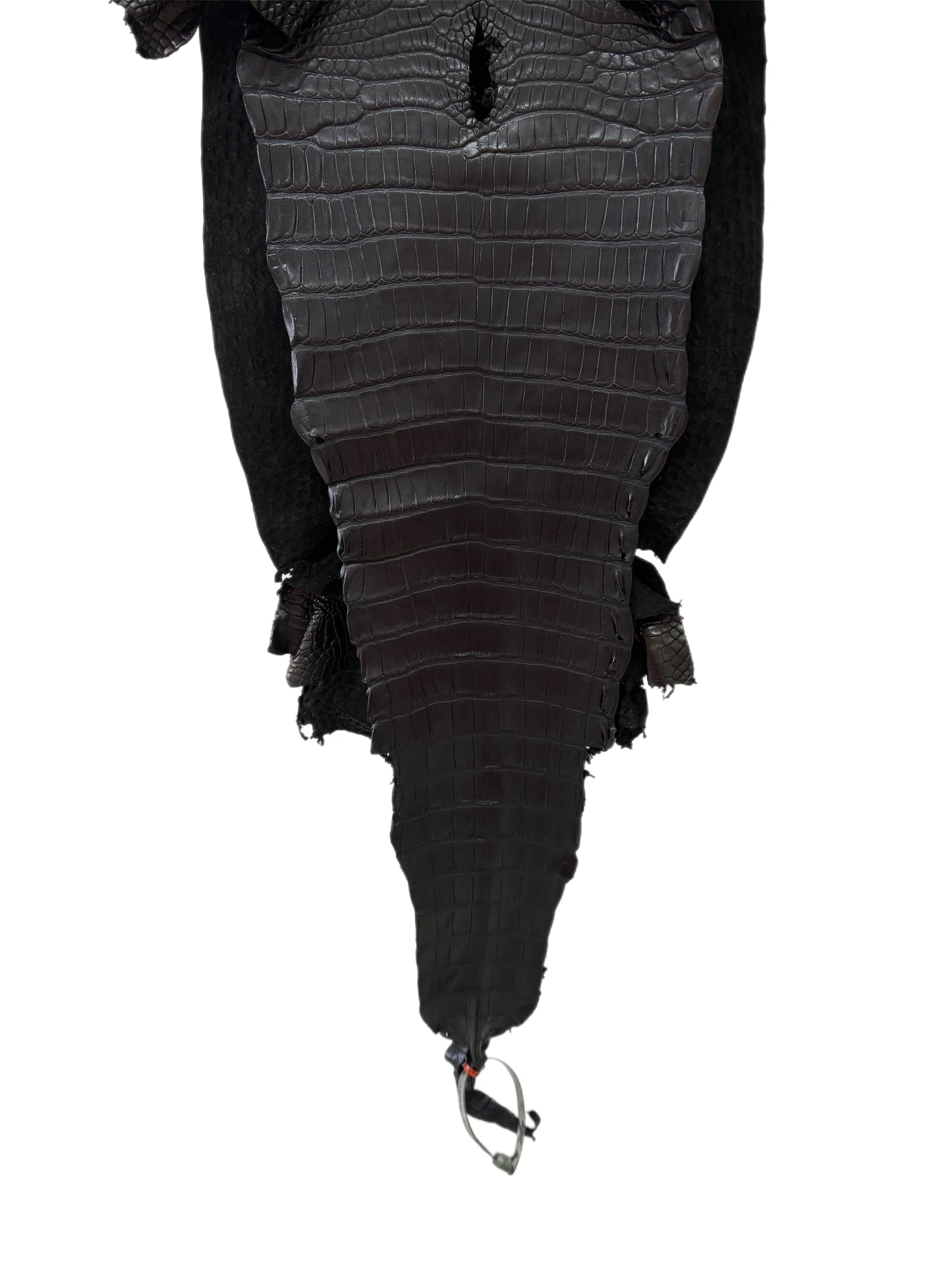 32 cm Grade 1/2 Black Matte Farm-Raised American Alligator Leather - Tag: LA23-0531507