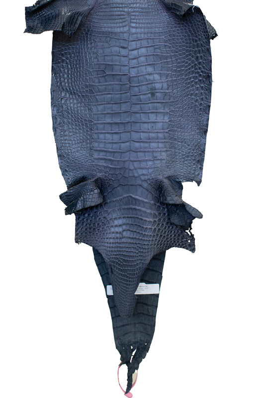 28 cm Grade 3/4 Blue Jean Matte Farm Raised American Alligator Leather - Tag: FL21-0024010