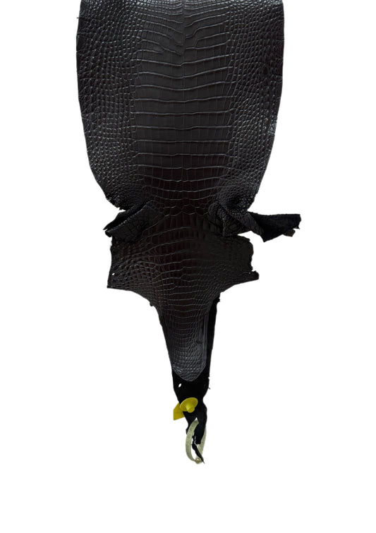 22 cm Grade 1 Black Matte Wild American Alligator Leather - Tag: LA09-0107827