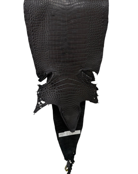 28 cm Grade 3/4 Black Matte Farm Raised American Alligator Leather - Tag: FL22-0030157