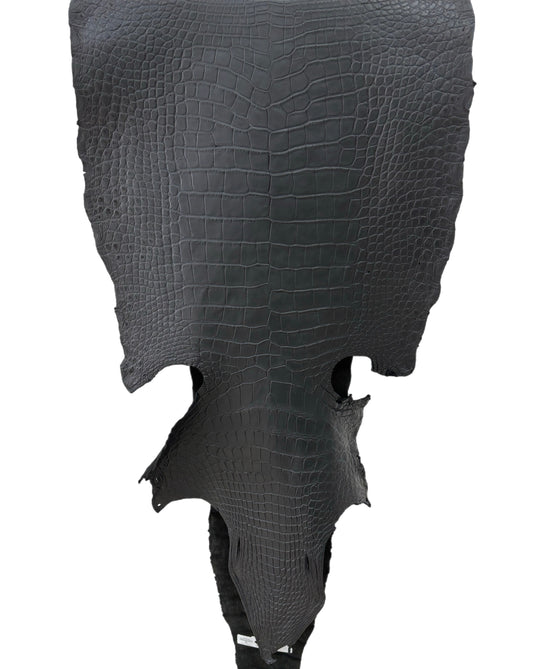 52 cm Grade 3/4 Black Matte Wild American Alligator Leather - Tag: LA22-0025251