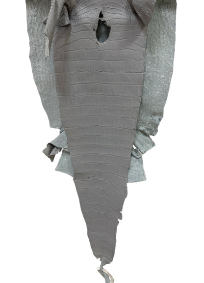 43 cm Grade 2/3 Glacier Matte Farm-Raised American Alligator Leather - Tag: LA23-0001580