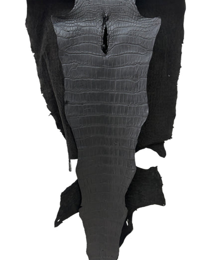 51 cm Grade 3/4 Black Matte Wild American Alligator Leather - Tag: LA22-0021561