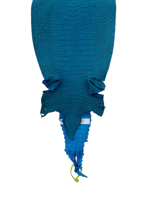 22 cm Grade 3/4 Ultramarine Matte Farm-Raised American Alligator Leather - Tag: FL22-0030294