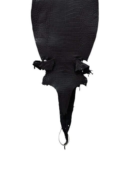 23 cm Grade 2/3 Black Matte Farm-Raised American Alligator Leather - Tag: LA23-0531432