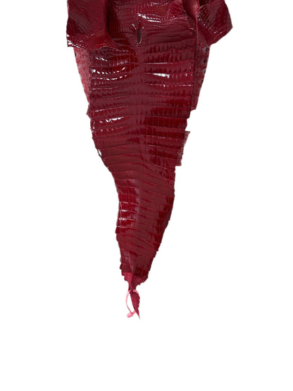 28 cm Grade 1/2 Red Classic Farm-Raised American Alligator Leather - Tag: FL21-0024030