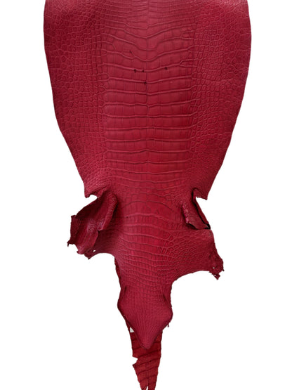 43 cm Grade 3/4 Scarlet Matte Wild American Alligator Leather - Tag: LA23-0030780