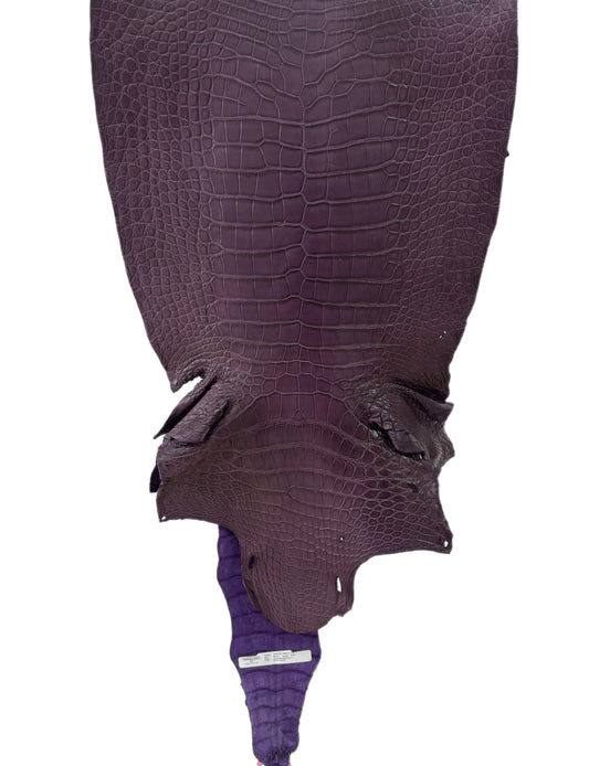 42 cm Grade 3/4 Aubergine Matte Wild American Alligator Leather - Tag: LA23-0030943