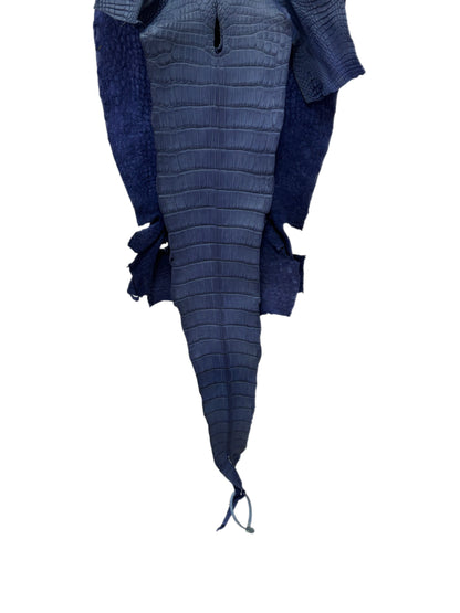 33 cm Grade 1/2 Indigo Matte Wild American Alligator Leather - Tag: LA16-0023603
