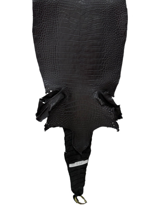 34 cm Grade 2/3 Black Matte Farm-Raised American Alligator Leather - Tag: LA25-0311104
