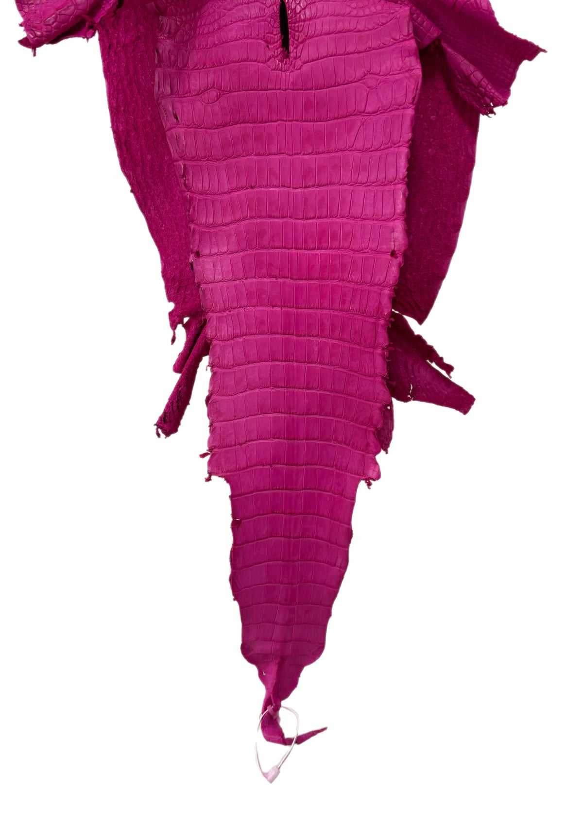 36 cm Grade 2/3 Fuchsia Matte Wild American Alligator Leather - Tag: LA23-0050108