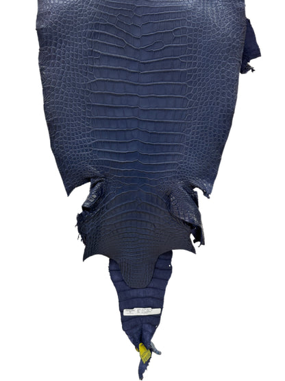 38 cm Grade 1/2 Navy Blue Desert Wild American Alligator Leather - Tag: LA17-0037248