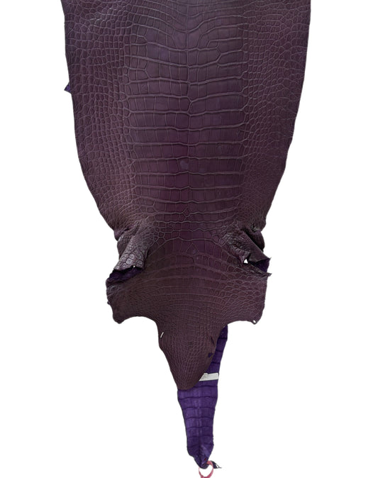 42 cm Grade 4/5 Aubergine Matte Wild American Alligator Leather - Tag: LA23-0016658