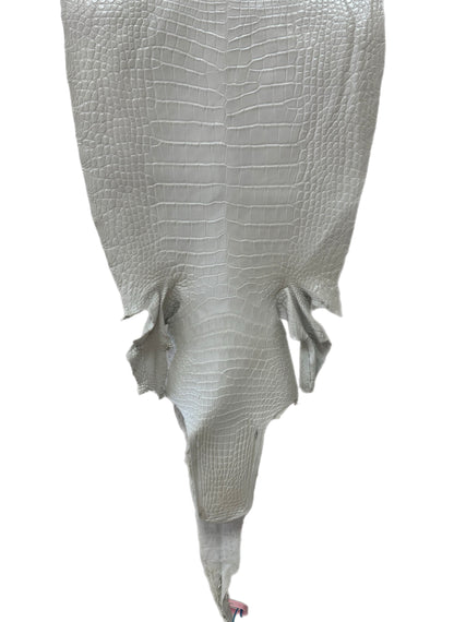 42 cm Grade 1/2 White Pearl Matte Wild American Alligator Leather - Tag: LA18-0038542