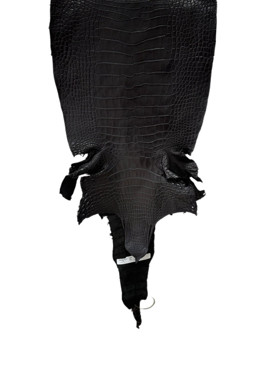 36 cm Grade 2/3 Black Matte Farm-Raised American Alligator Leather - Tag: LA25-0316286
