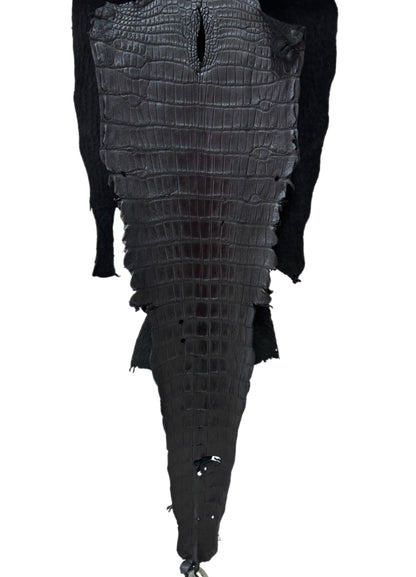 38 cm Grade 4/5 Metallic Black Shimmer Matte Wild American Alligator Leather - Tag: LA23-0002003