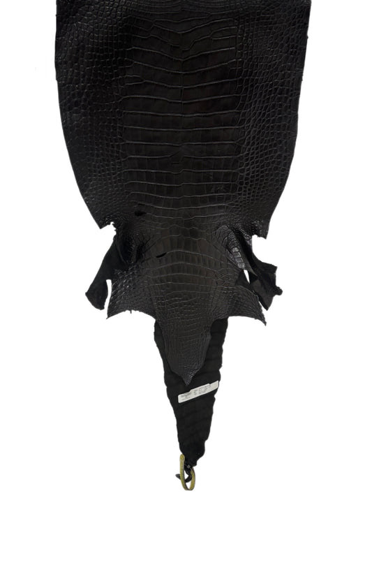 36 cm Grade 2/3 Black Matte Farm-Raised American Alligator Leather - Tag: LA25-0311368