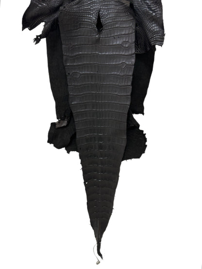 38 cm Grade 3/4 Black Matte Wild American Alligator Leather - Tag: LA17-0038467