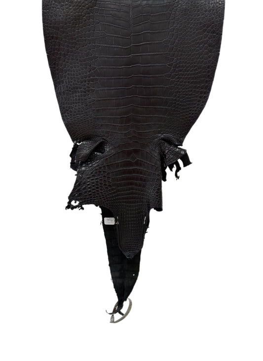 31 cm Grade 2/3 Black Matte Farm-Raised American Alligator Leather - Tag: LA23-0531061