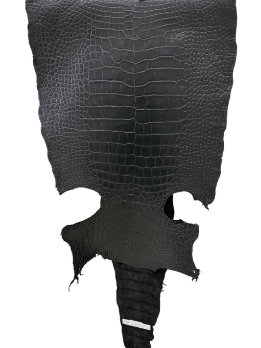49 cm Grade 3/4 Black Matte Wild American Alligator Leather - Tag: LA22-0021052