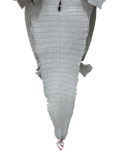 38 cm Grade 2/3 White Matte Farm-Raised American Alligator Leather - Tag: FL21-0024195