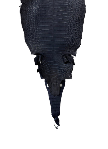 31 cm Grade 3/4 Navy Blue Matte Farm-Raised American Alligator Leather - Tag: FL17-0035550