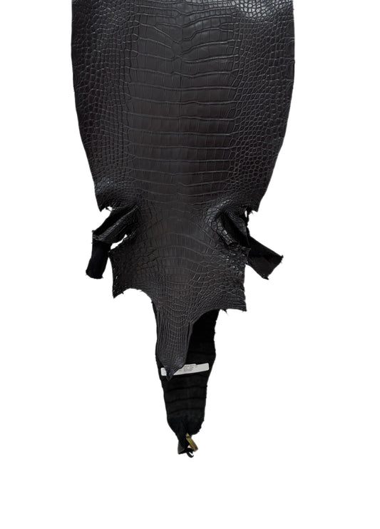 34 cm Grade 1/2 Black Matte Farm-Raised American Alligator Leather - Tag: LA25-0311248