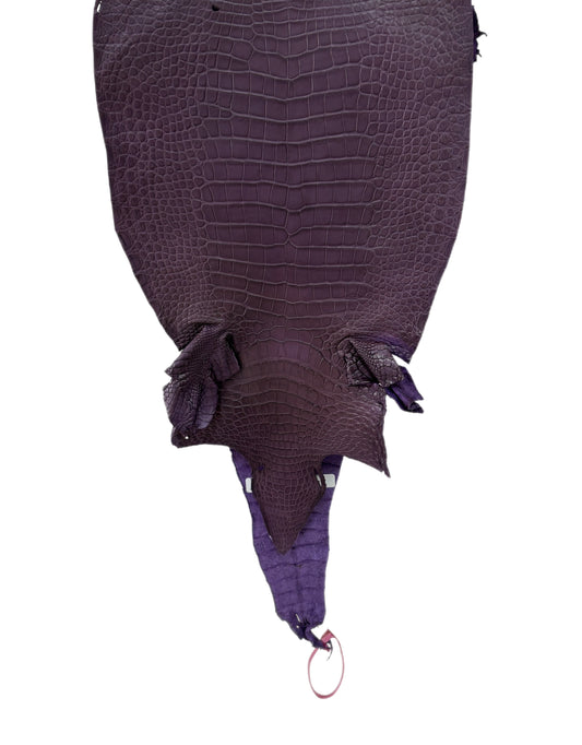 32 cm Grade 2/3 Aubergine Matte Wild American Alligator Leather - Tag: LA23-0049950