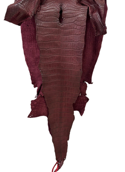 43 cm Grade 3/4 Bordeaux Matte Wild American Alligator Leather - Tag: LA24-0037229