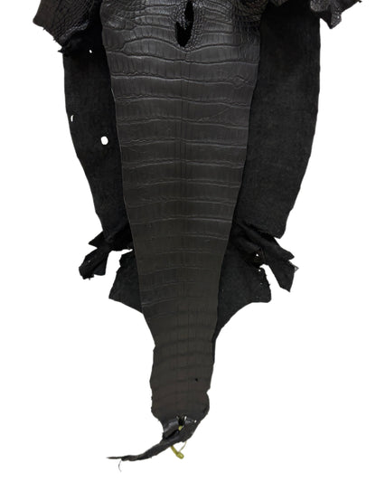 38 cm Grade 2/3 Black Matte Wild American Alligator Leather - Tag: LA22-0002231