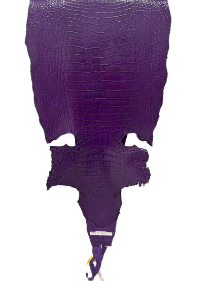 46 cm Grade 2/3 Violet Millennium Wild American Alligator Leather - Tag: LA17-0030678