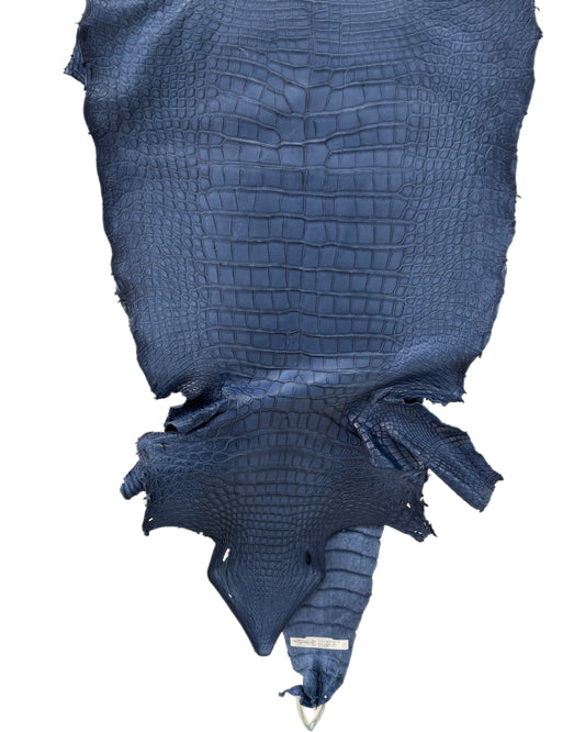 52 cm Grade 2/3 Indigo Matte Farm American Alligator Leather - Tag: LA23-0033780
