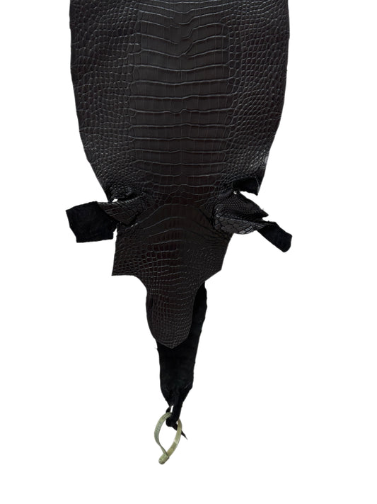 23 cm Grade 1/2 Black Matte Wild American Alligator Leather - Tag: LA09-0177165