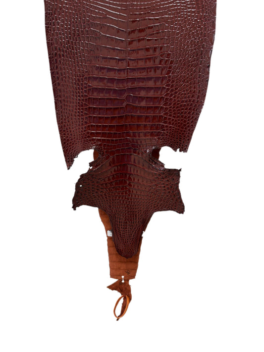 33 cm Grade 1/2 Bourbon Millennium Farm-Raised American Alligator Leather - Tag: FL17-0036371