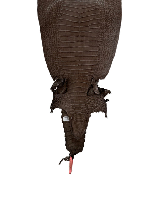 23 cm Grade 1/2 Nicotine Matte Farm-Raised American Alligator Leather - Tag: FL21-0025052