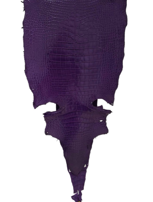 45 cm Grade 2/3 Violet Millennium Wild American Alligator Leather - Tag: LA17-0013301