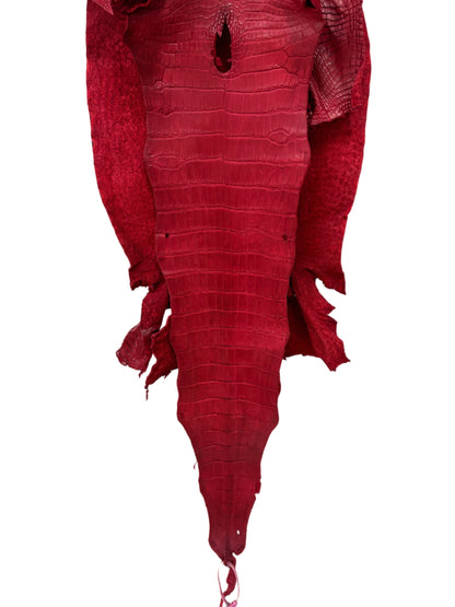 38 cm Grade 2/3 Scarlet Matte Wild American Alligator Leather - Tag: LA23-0047097