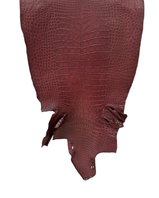 48 cm Grade 4/5 Bordeaux Matte Wild American Alligator Leather - Tag: LA18-0031078