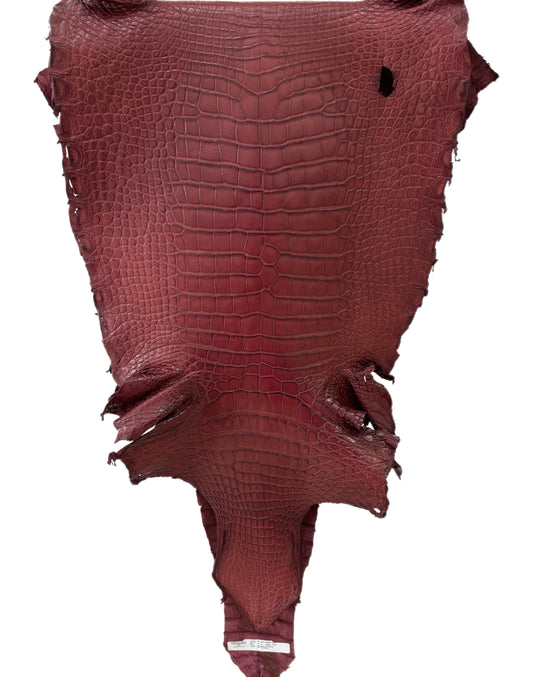 43 cm Grade 2/3 Bordeaux Matte Wild American Alligator Leather - Tag: LA22-0004126
