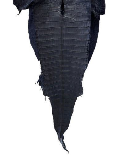 34 cm Grade 2/3 Navy Blue Matte Farm-Raised American Alligator Leather - Tag: LA17-0274277