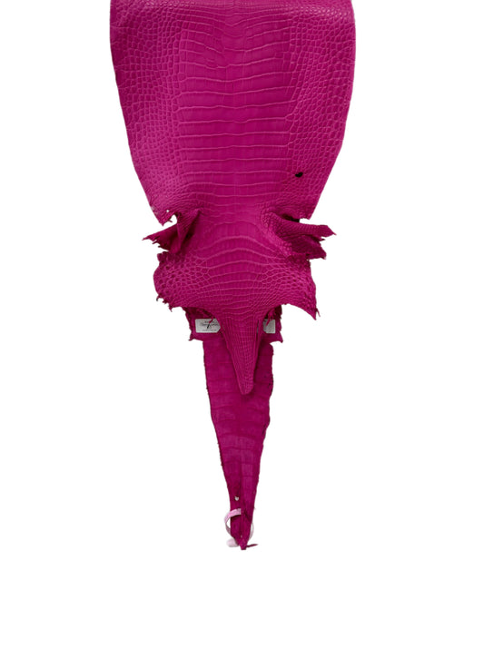 25 cm Grade 2/3 Fuchsia Matte Farm-Raised American Alligator Leather - Tag: LA17-0133546
