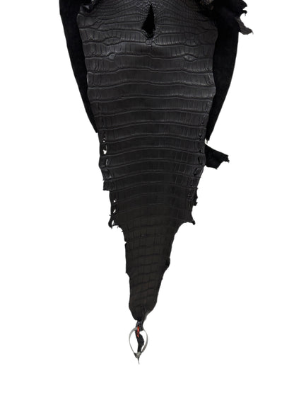 32 cm Grade 2/3 Black Matte Farm-Raised American Alligator Leather - Tag: LA23-0531366