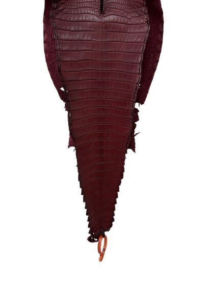 28 cm Grade 2/3 Bordeaux Matte Farm-Raised American Alligator Leather - Tag: FL22-0030370